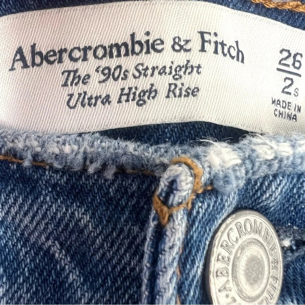 Abercrombie & Fitch 90s Straight Ultra High Rise Denim Jeans size 26 - Picture 7 of 7